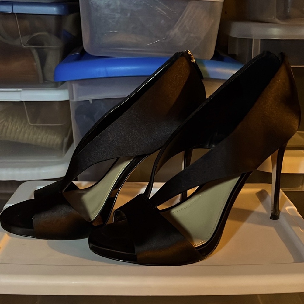 Black Satin Vince Camuto Heals